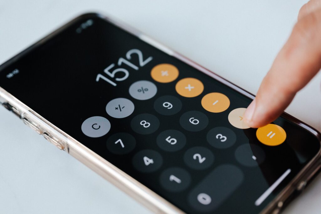 phone calculator budgeting